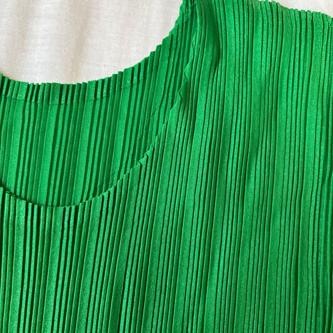 イッセイミヤケ　未使用品　プリーツ加工　長袖トップス