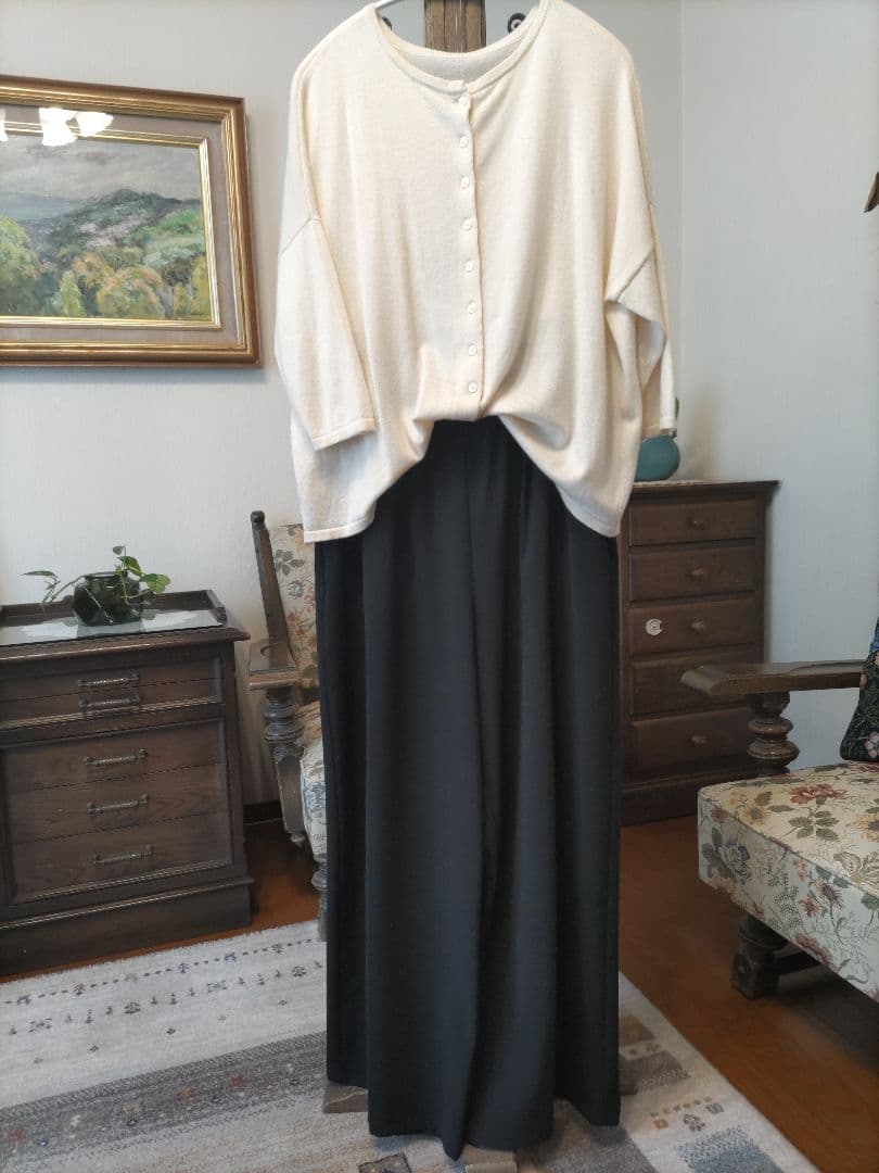 ミズイロインド、ワイドパンツ