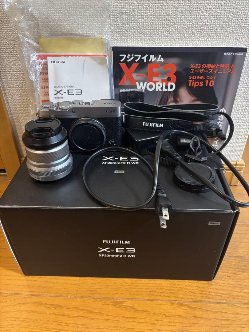【美品】Fujifilm X-E3 ミラーレス　一眼 本体セット　中古