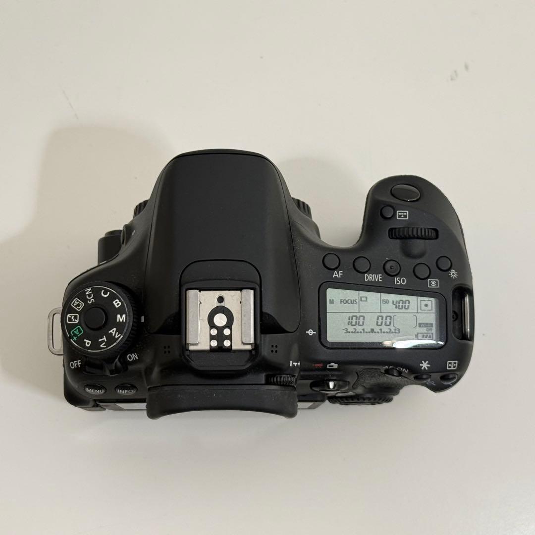 Canon EOS 70D デジタル一眼レフ 本体