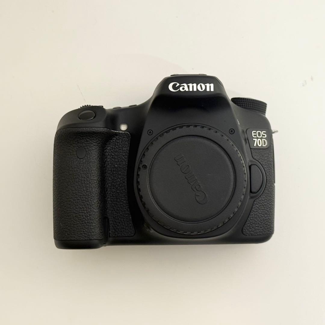 Canon EOS 70D デジタル一眼レフ 本体