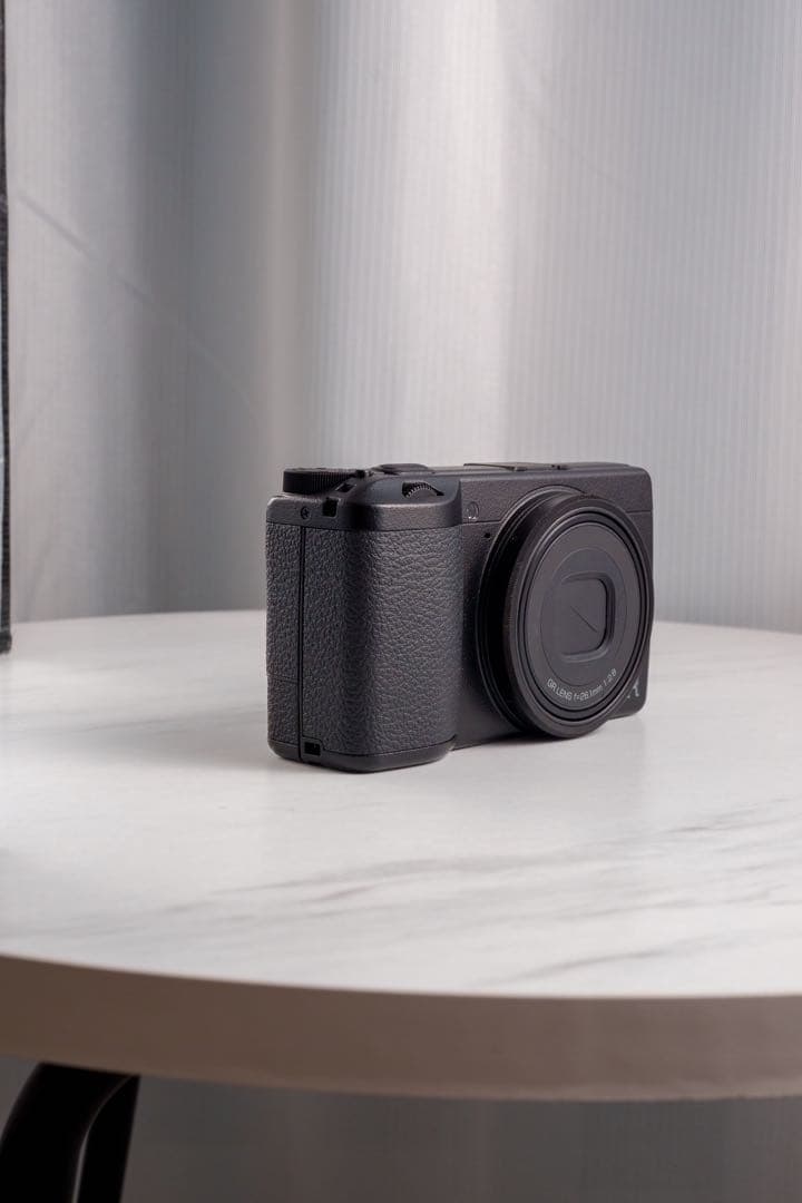【美品|シャッター数 591回】RICOH GR IIIx (ケース付き)