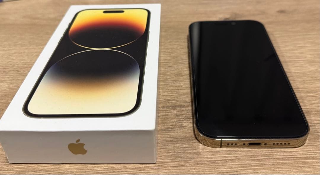 美品　Apple iPhone 14 Pro ゴールド 本体　バッテリー83%