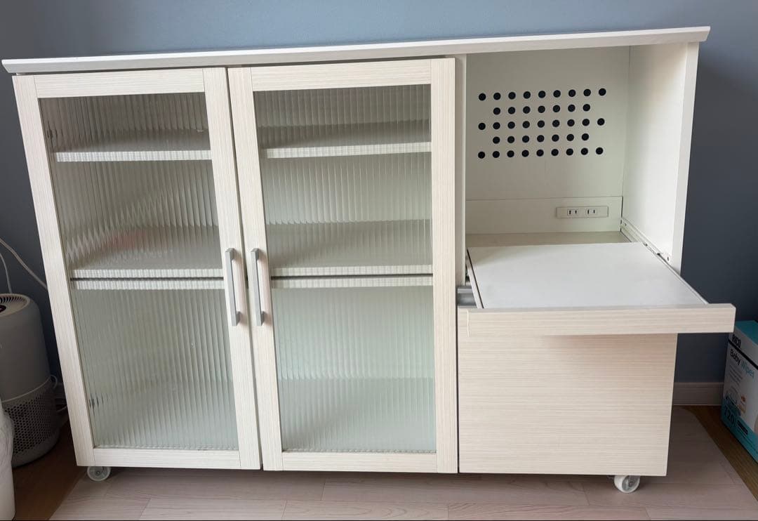 東京インテリア食器棚