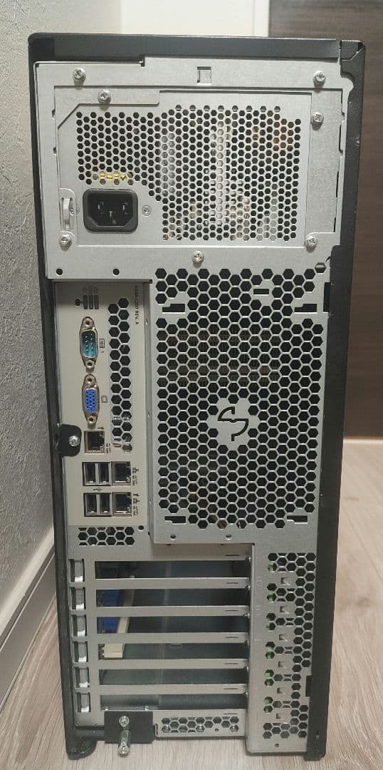 Xeon E5-2470 v2 20コア40スレッド 192GB 【引取限定】