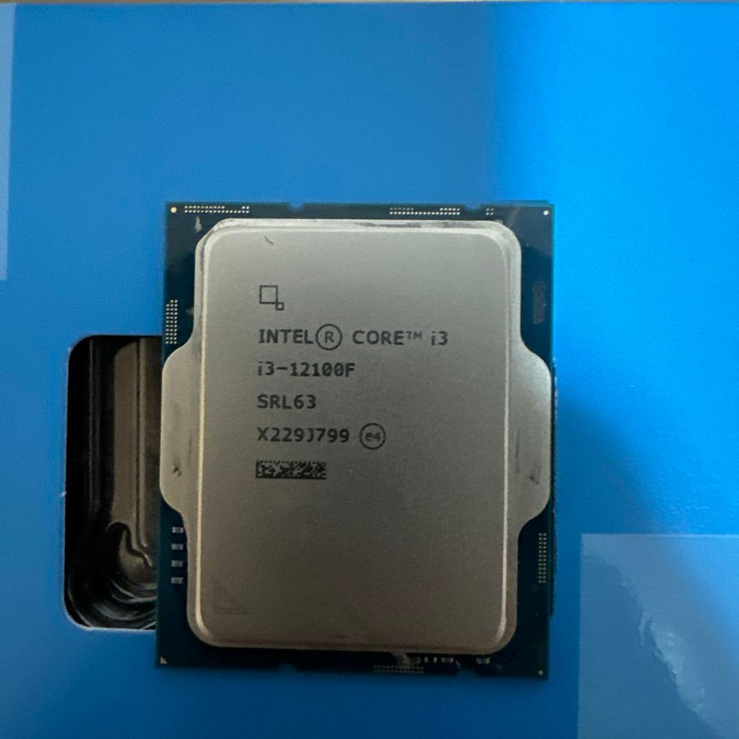 CPU Intel Core i3-12100f