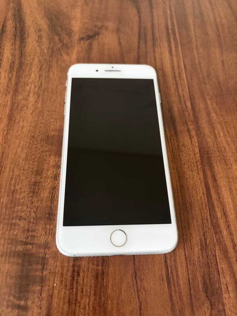 iPhone8Plus 64GB シルバー　SIMフリー