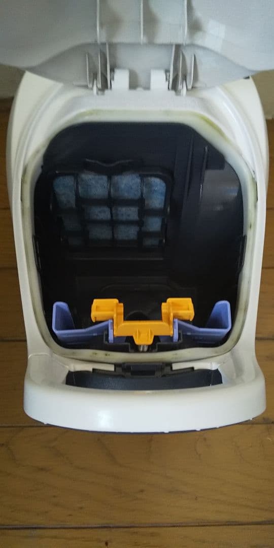 22年製❗軽量型、三菱、紙パック式掃除機(エアーノズル)