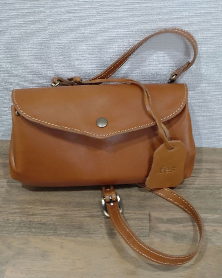 ★値下げ★専用ページ！本革お財布的ショルダー