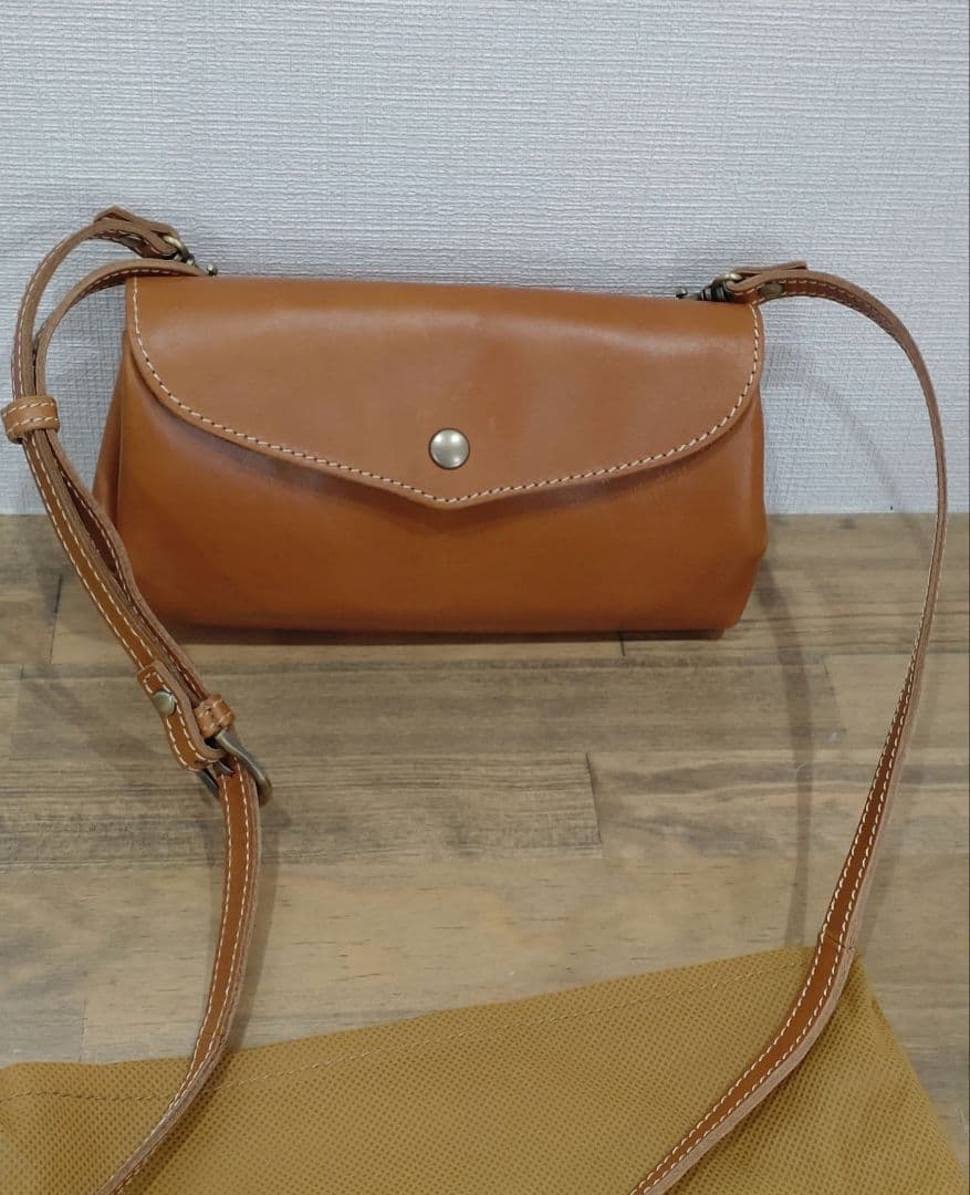 ★値下げ★専用ページ！本革お財布的ショルダー