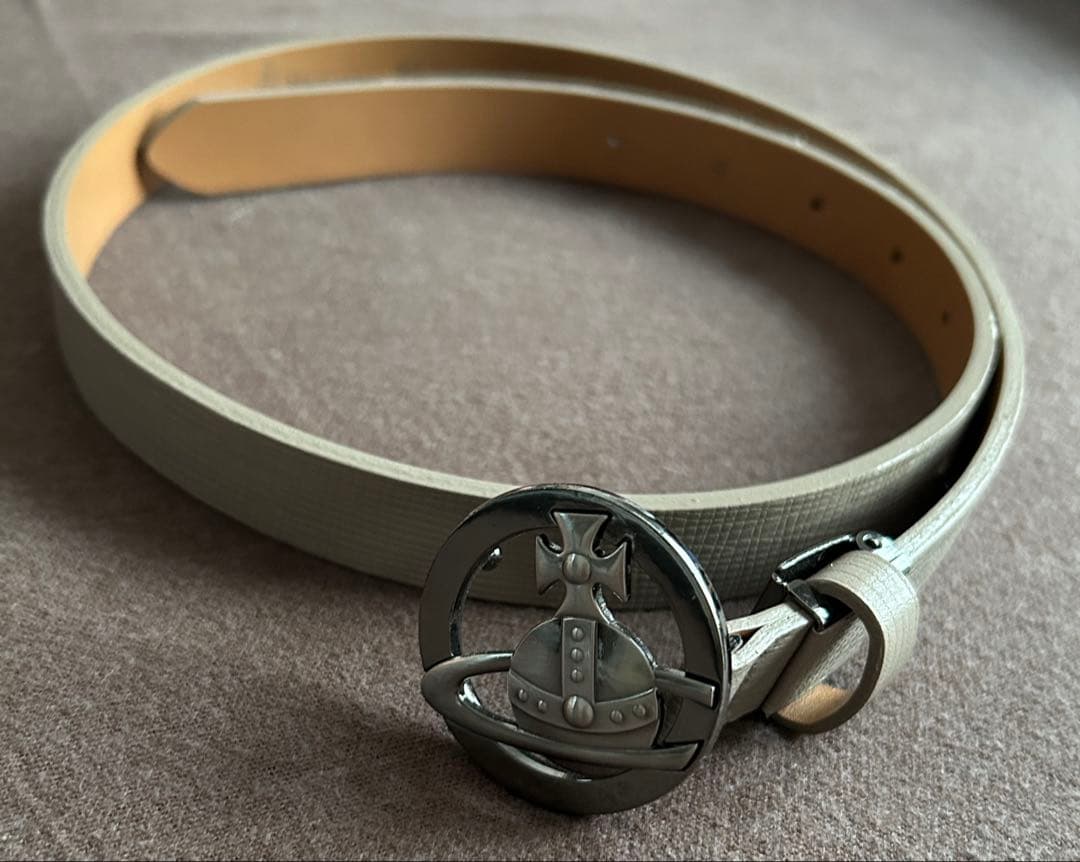 【美品】Vivienne Westwood レザーベルト（ベージュ）ビビアン