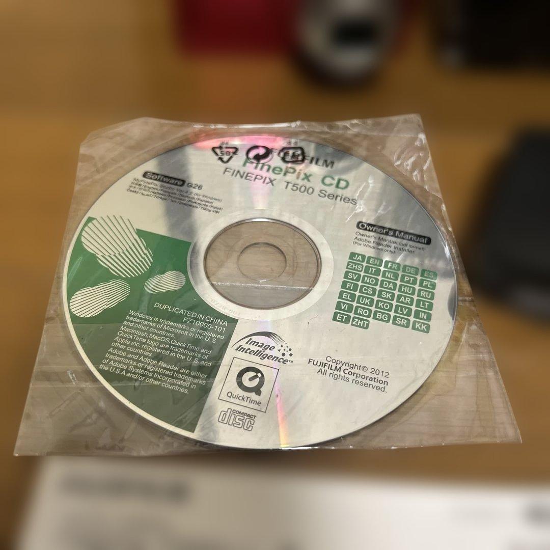 FUJIFILM FinePix T500 レッド 本体と付属品