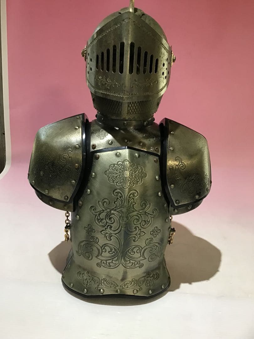 レア ニッカウヰスキー￼ 甲冑騎士、ウイスキーグラスボトル ￼￼