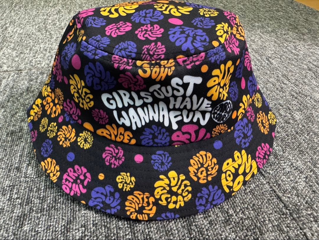 y*i様 シンディ ローパー 2025 バケット ハット 新品 未使用