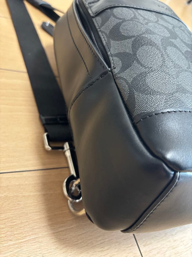 (only)COACH コーチ レザー　クロスボディバッグ