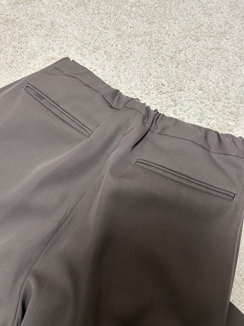 t*.様 THE RERACS THE EASY SLACKS WIDE グレー