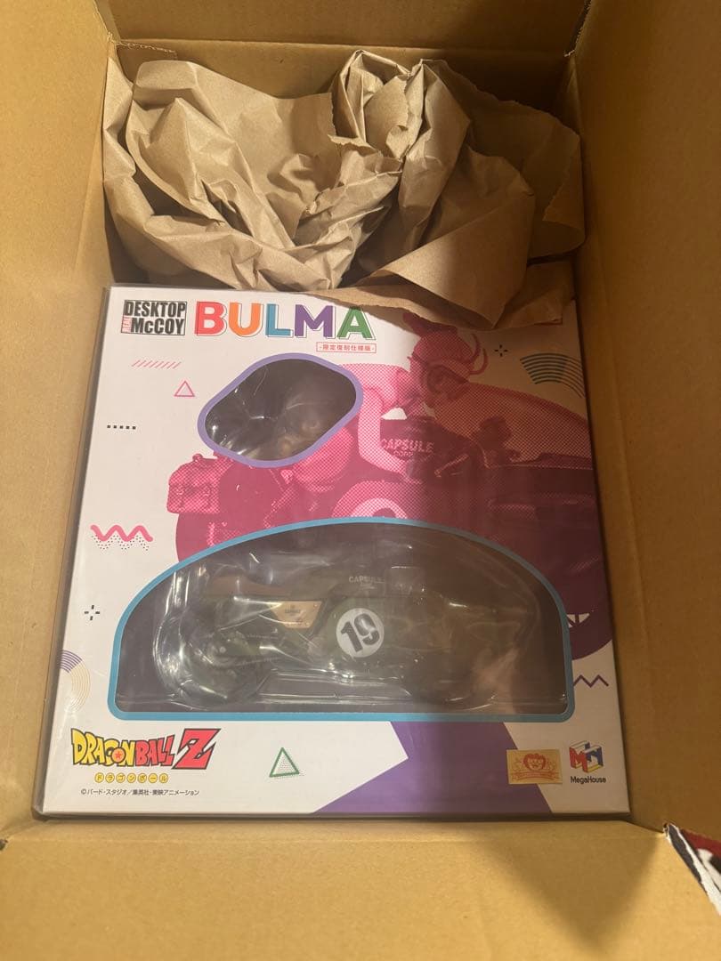 デスクトップリアルマッコイ　ドラゴンボール　ブルマ　フィギュア