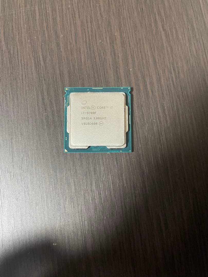 CPU Intel(R)Core(TM)i7-9700F
