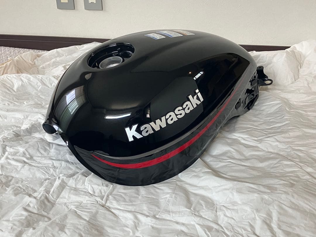 カワサキ Z900RS 純正タンク