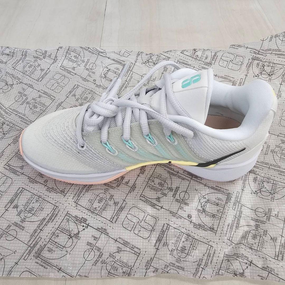 【タグ付き】ナイキ　サブリナ3 Silencer EP　バッシュ　22.5cm