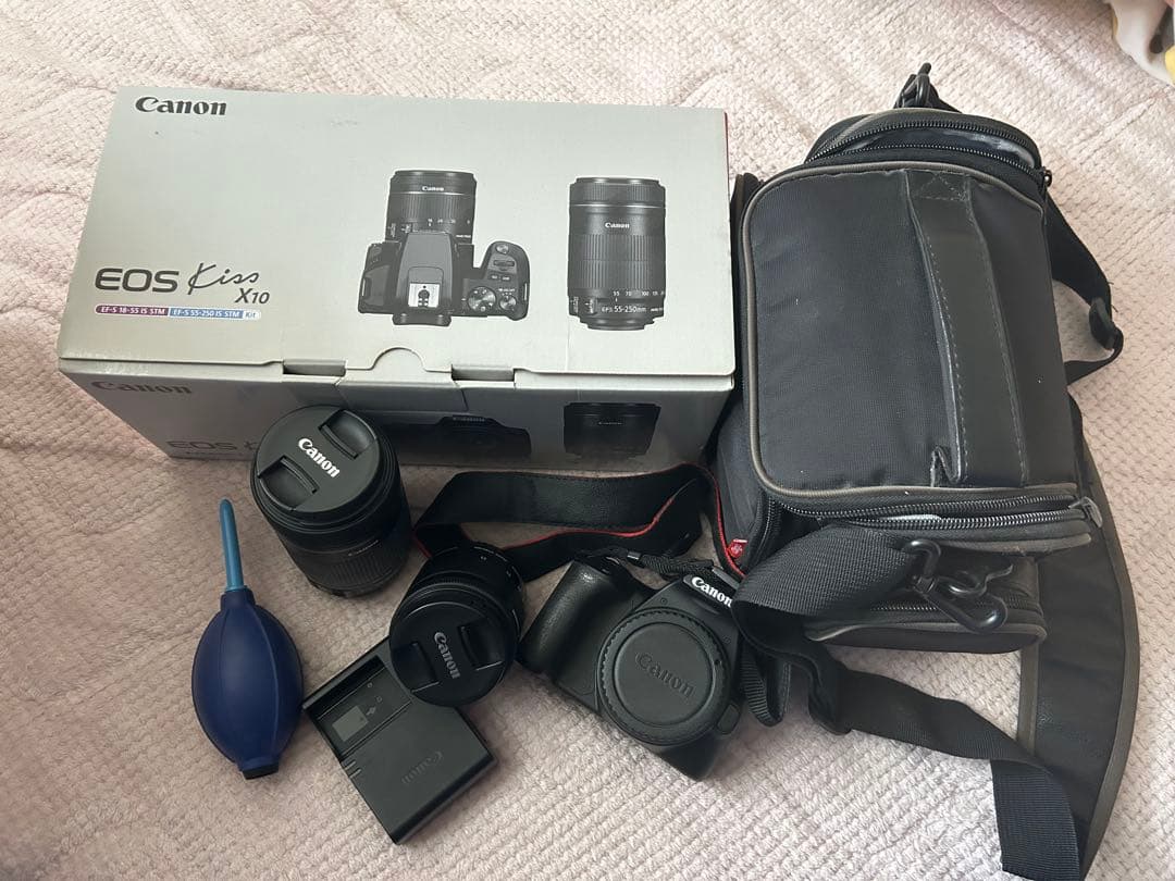 Canon EOS Kiss X10 レンズキット