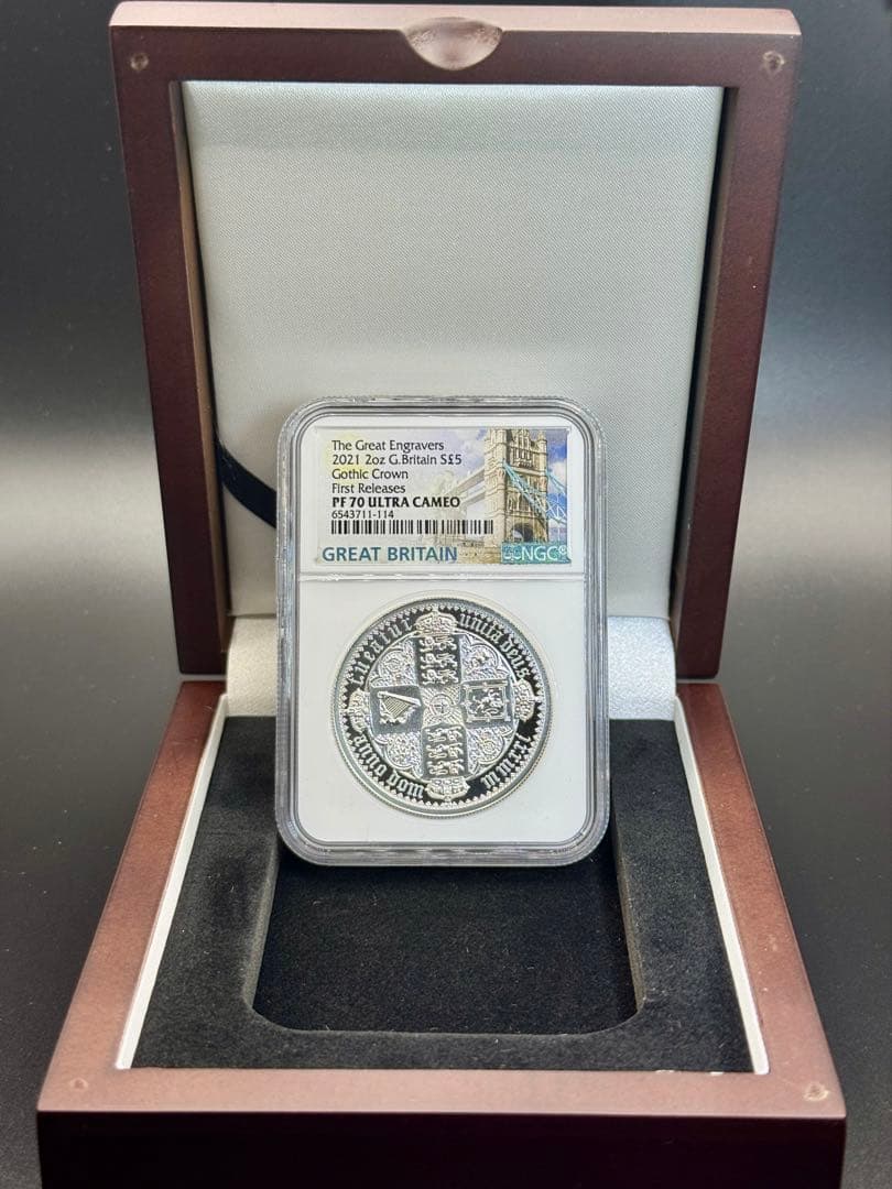 美しき ゴチッククラウン シールド 2021年 2オンス 銀貨 PF70UC