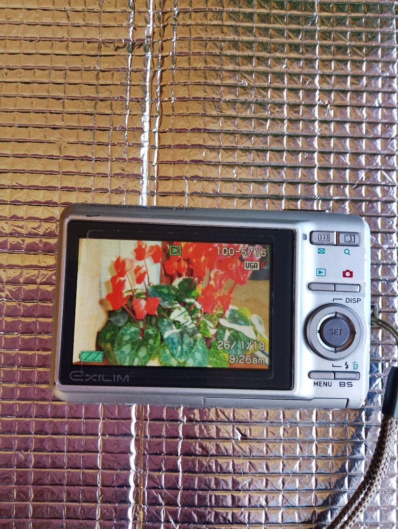 カシオ　Exilim 7.2 Mega Pixels