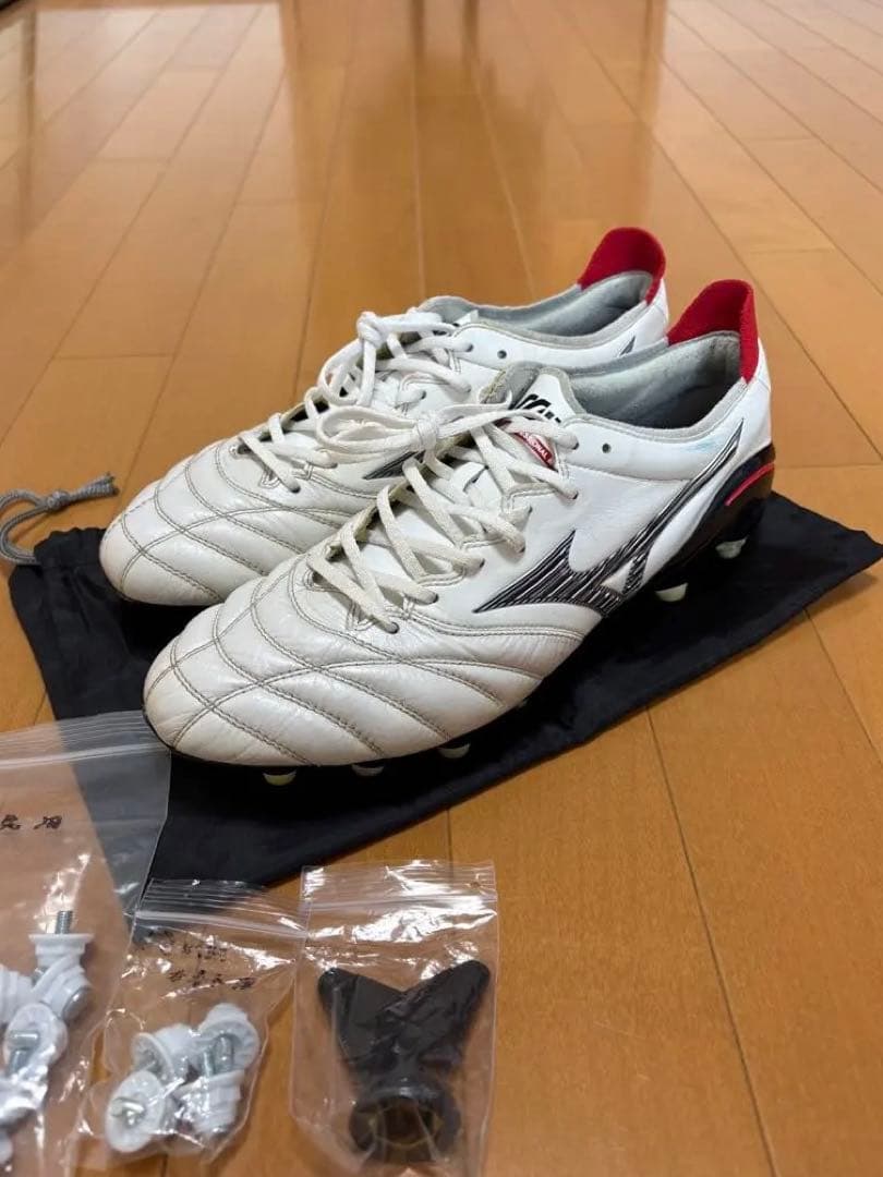 サッカースパイク　モレリアネオ3 Japan MIX 取り替え