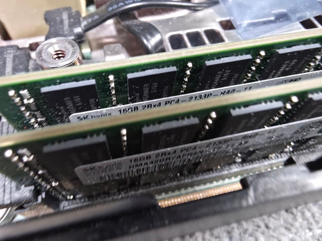 サーバー hp ProLiant Thin Micro TM200 Xeon D-1518