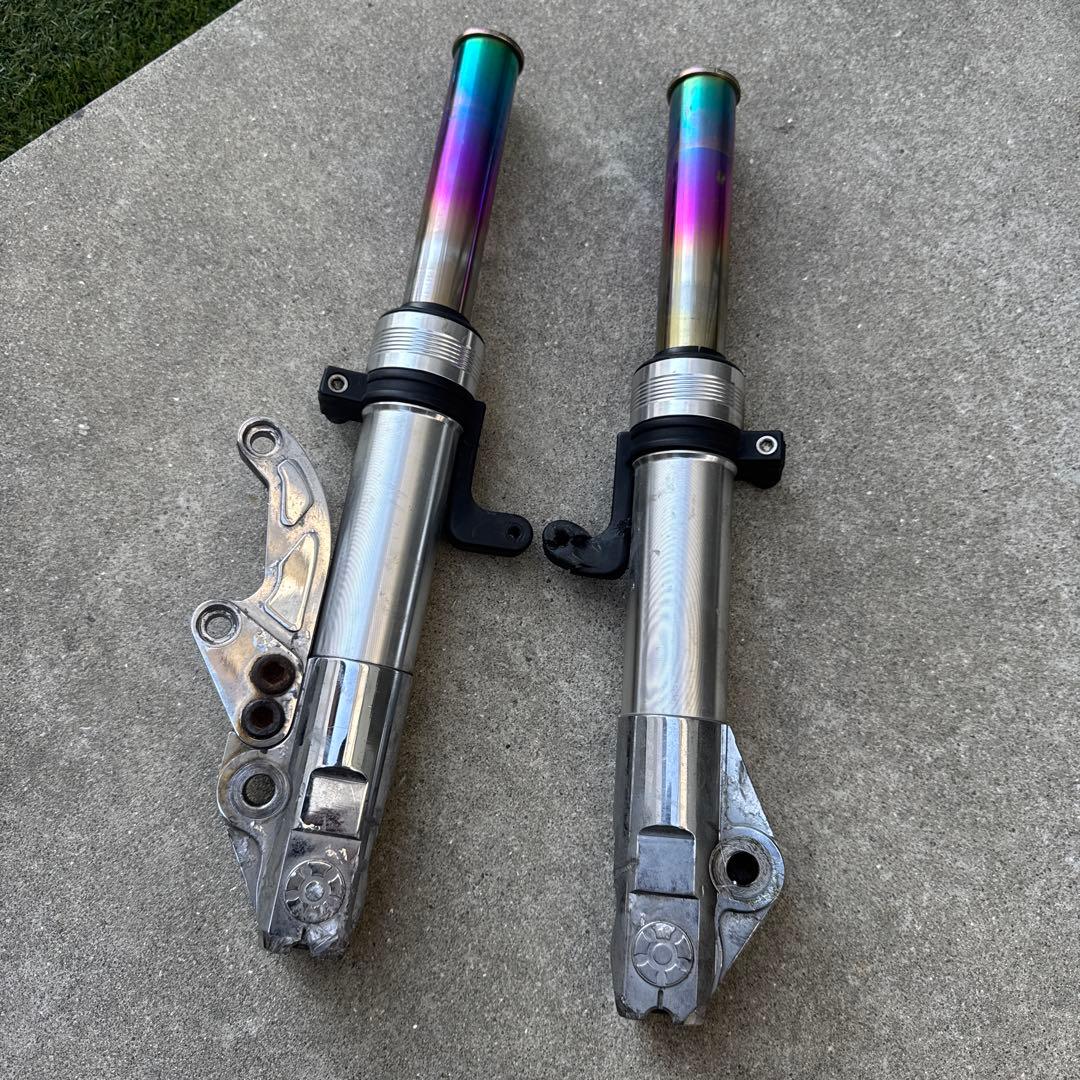 マジェスティ125用サスペンションフォーク メタリックグラデーション