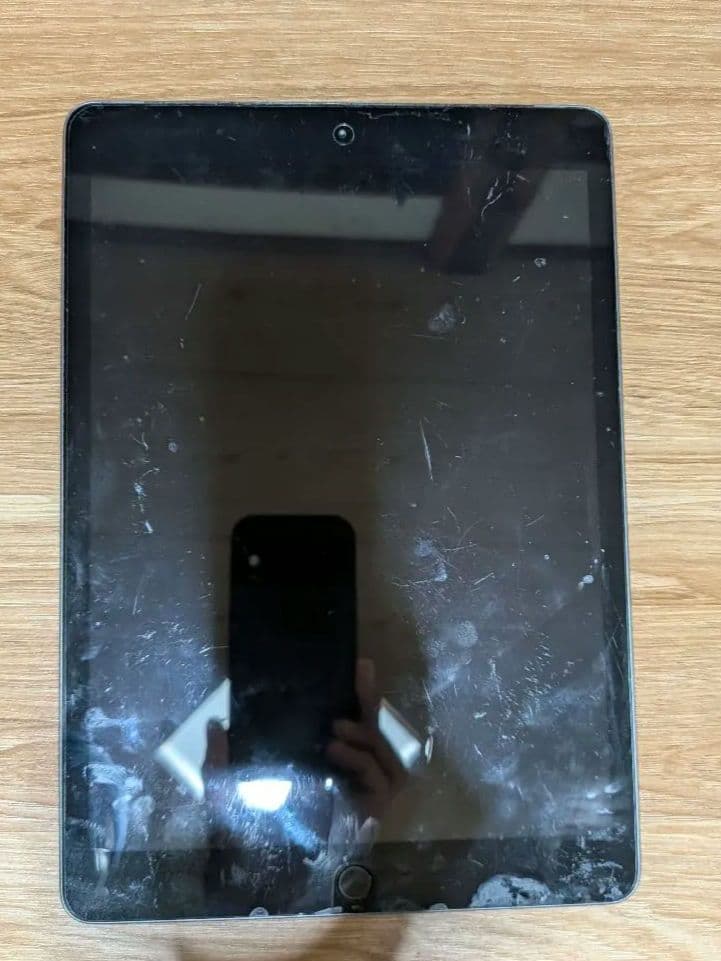 iPad第8世代本体