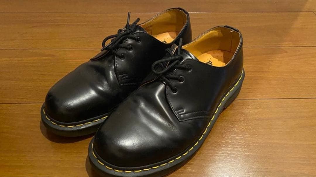 ドクターマーチン　3 ホール シューズ