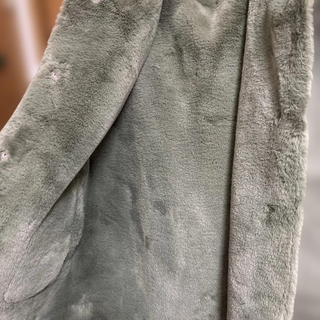 スリードッツ　リバーシブル　ムートンベスト