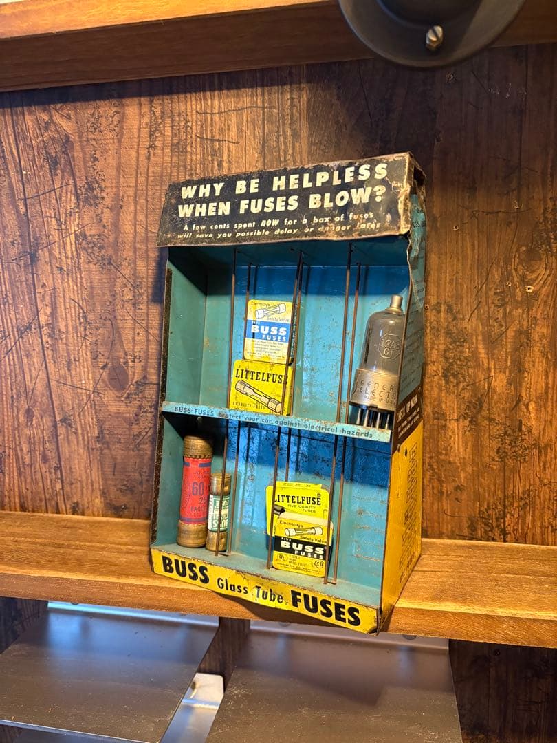 希少！アンティーク　ディスプレイ　スタンド　& ヴィンテージヒューズセット