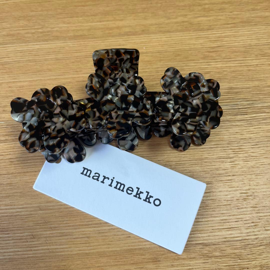 マリメッコ　ヘアクリップ　ブラウン　Marimekko