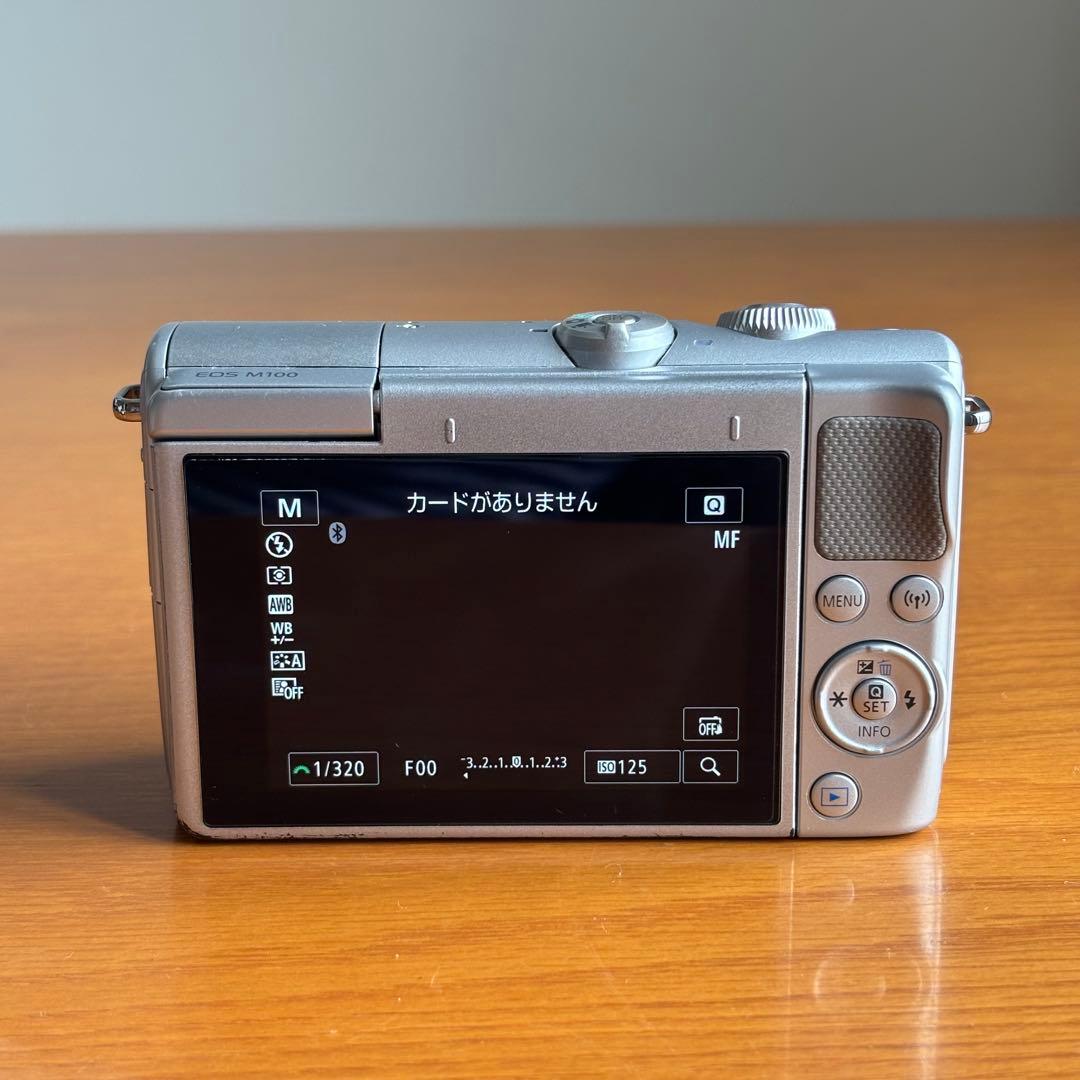 Canon EOS M100 グレー 標準ズーム・単焦点レンズキット