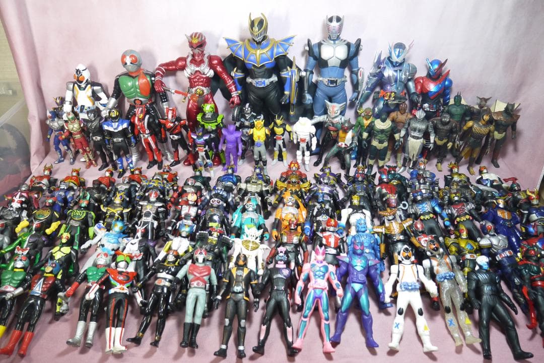 ライダーヒーローシリーズ　ビッグサイズソフビフィギュア　など　112体セット