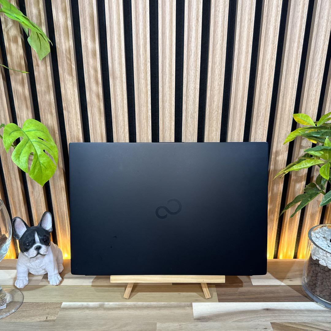 2023年モデル‼️LIFEBOOK U9313☘第13世代☘軽量ノートパソコン