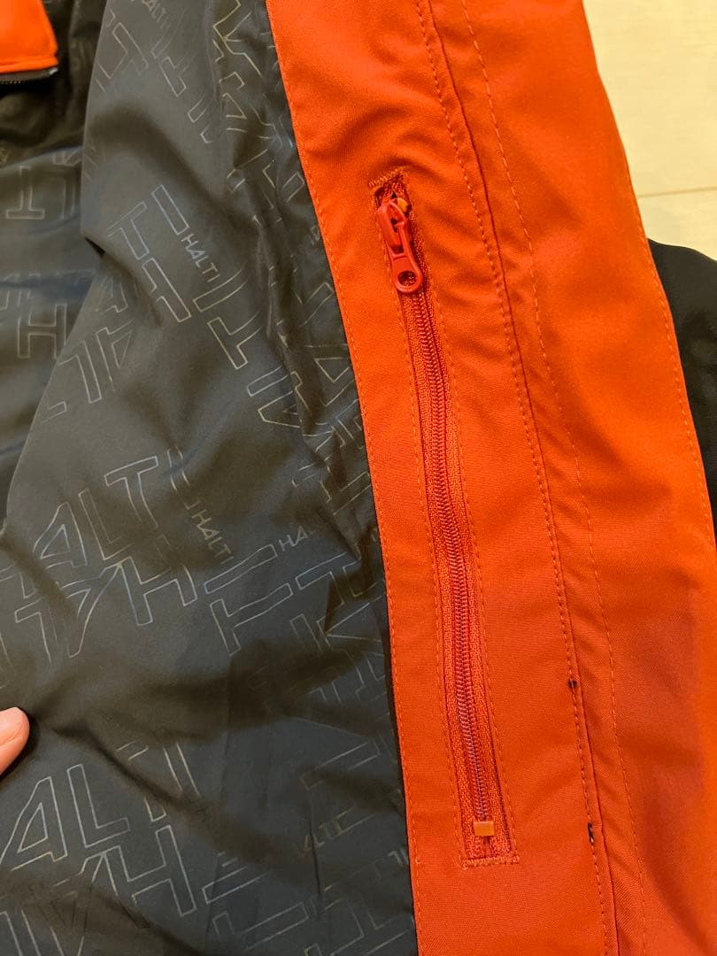 セール‼️HALTIのメンズスキーアウトドアウェア　USのMサイズ