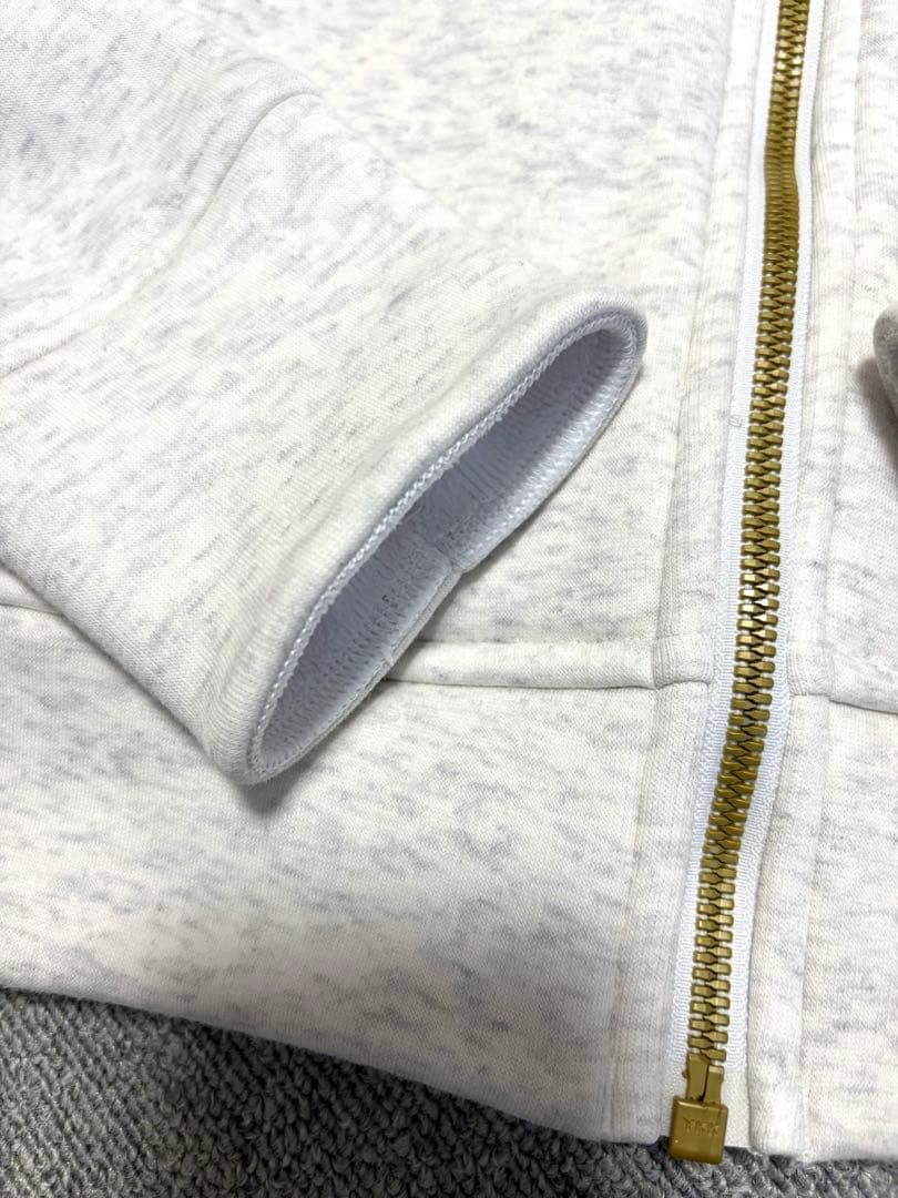 ルルレモン　lululemon　Scuba Hoodie　パーカー　サイズ4