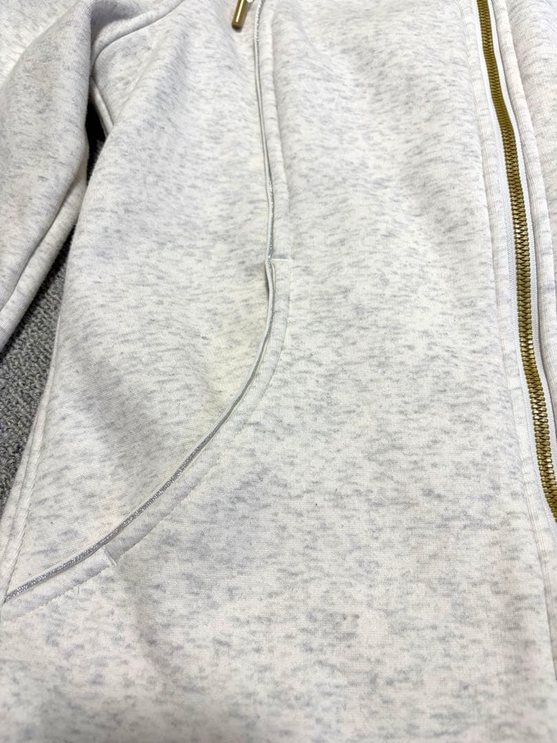 ルルレモン　lululemon　Scuba Hoodie　パーカー　サイズ4