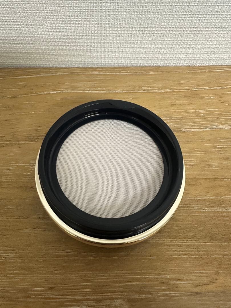 クレ・ド・ポー ボーテ　プードルトランスパラントn M 1ライト