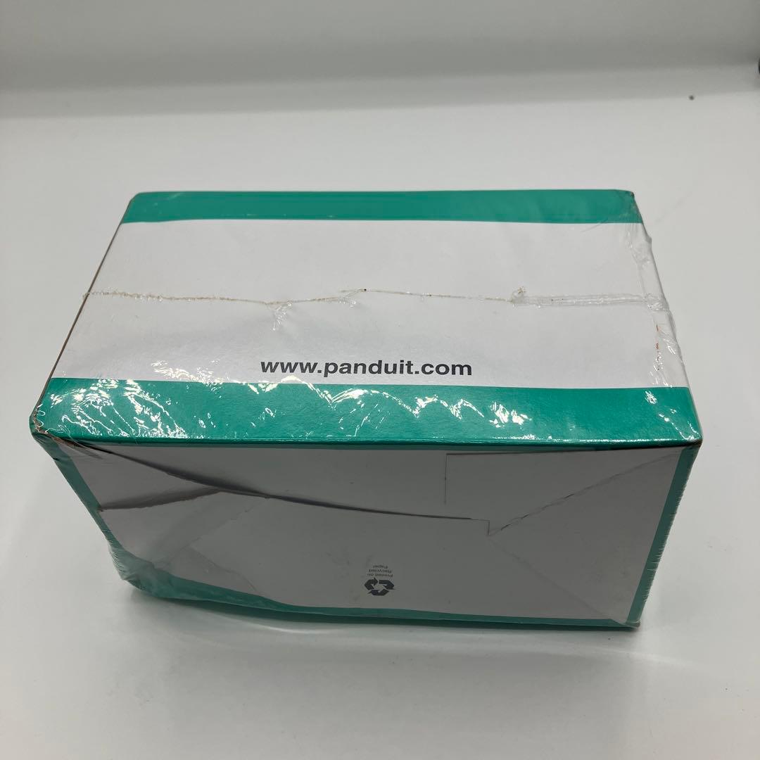 新品未開封 Panduit SP688E-C TX-6 PLUG 100個入り