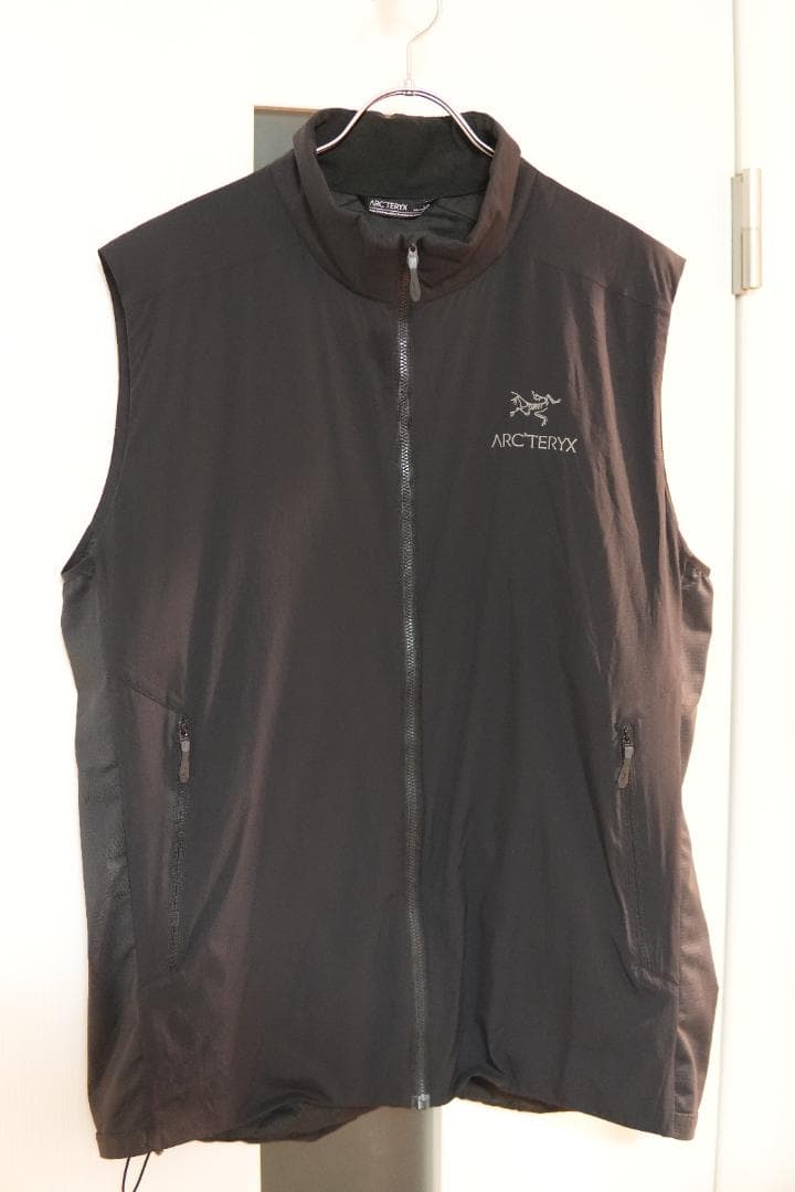 ARC'TERYX ブラック アトム　SL　ベスト Lサイズ