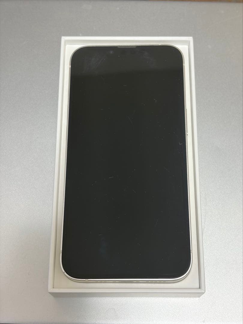iPhone 13 128GB ホワイト SIMフリー 箱・付属品あり