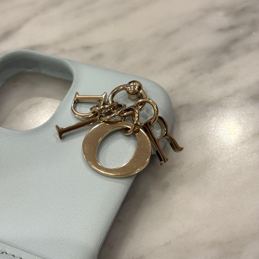【日本限定】LADY DIOR IPHONE 15ケース カナージュ ラムスキン