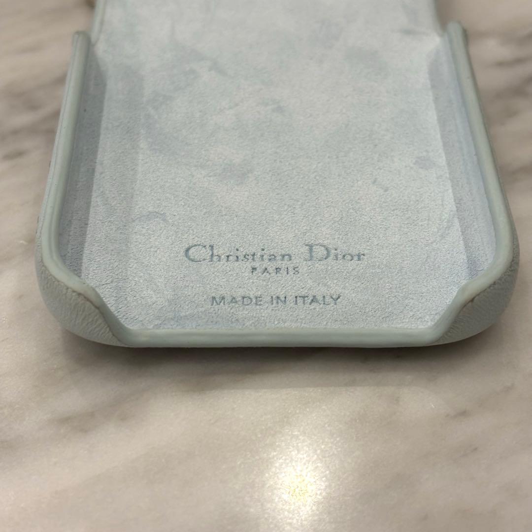 【日本限定】LADY DIOR IPHONE 15ケース カナージュ ラムスキン