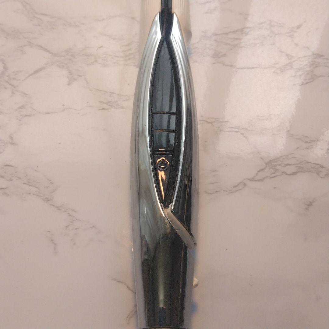 ぐみ⋆✦無言取引大歓迎　美品　動作良好　ReFa　ストレートアイロン