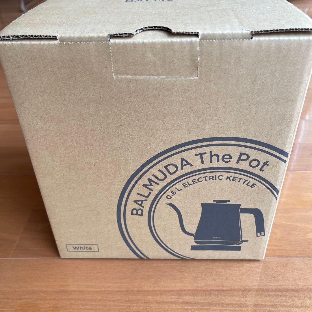 未使用BALMUDA The Pot ホワイト 0.5L 電気ケトル