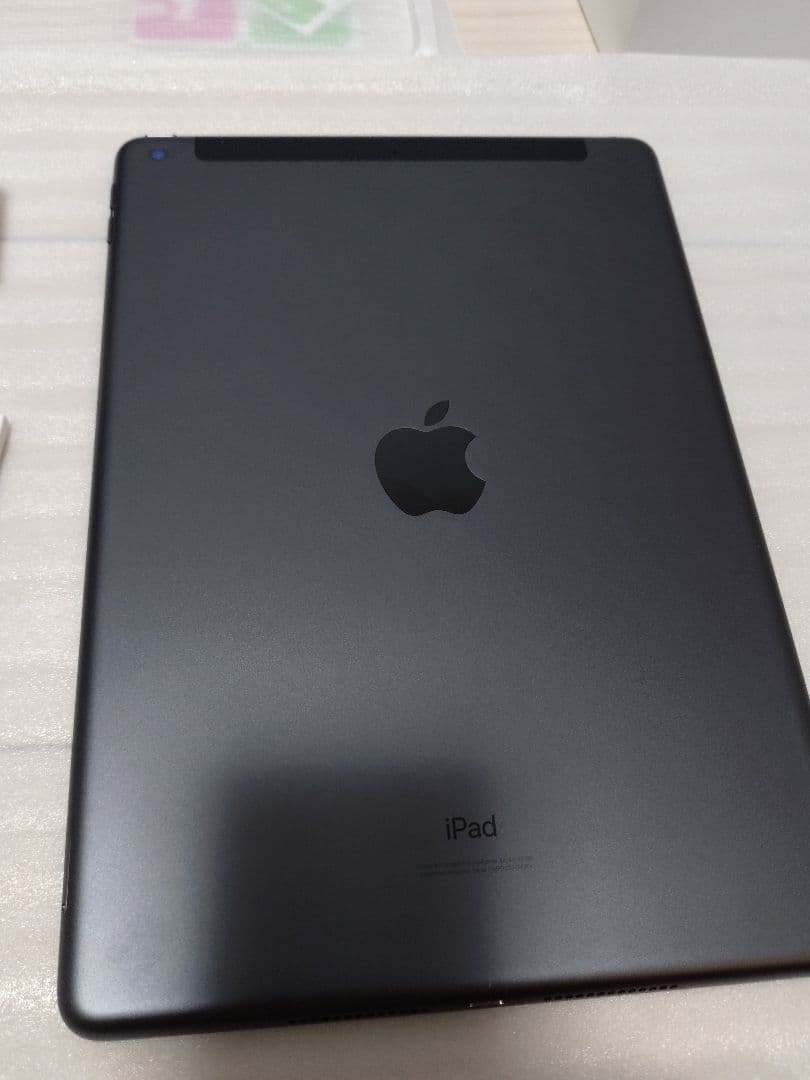 Ipad 7世紀　128gb スペースグレー